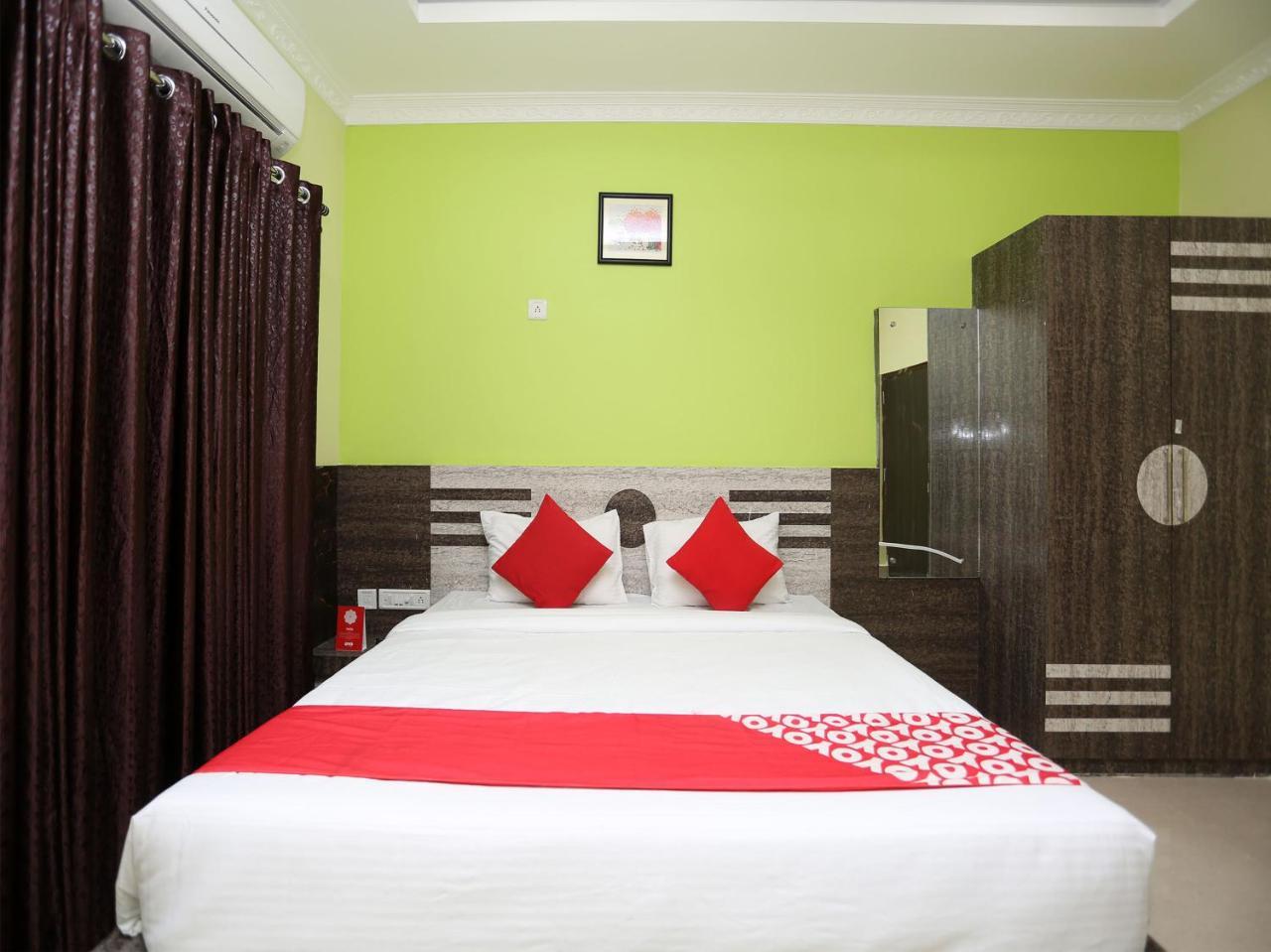 Oyo 24317 Aditya Guest House 3 Бхубанешвара Экстерьер фото